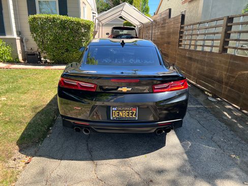 Used 2016 Chevrolet Camaro LT image 5