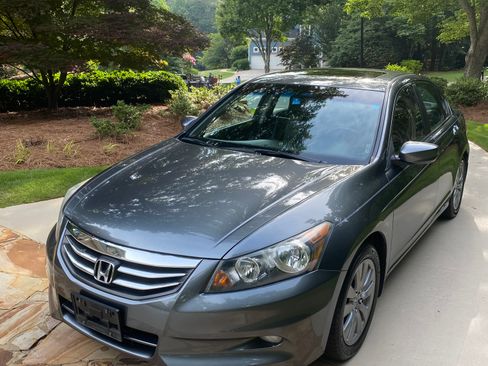 Used 2012 Honda Accord EX-L image 2