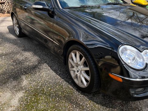 Used 2007 Mercedes-Benz CLK 350 Coupe image 4
