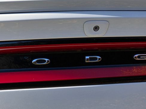 Used 2015 Dodge Charger SXT w/ Plus Group image 10