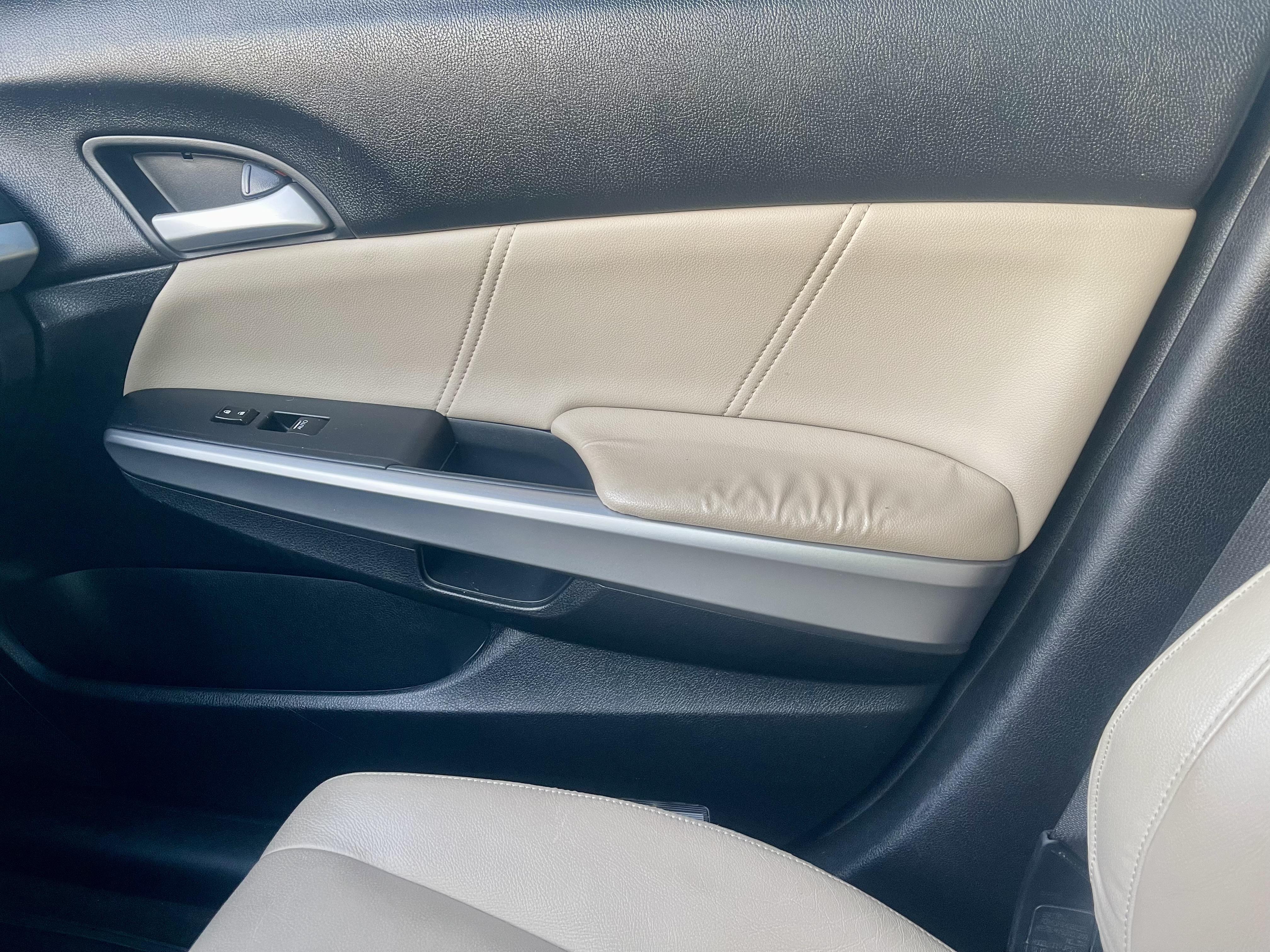 Used 2013 Honda Crosstour EX-L image 15