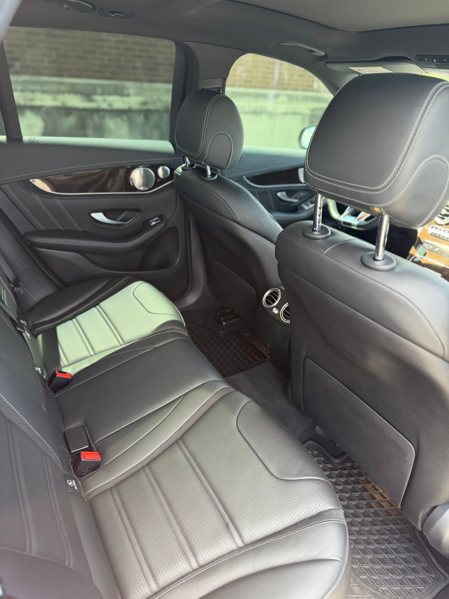 Used 2020 Mercedes-Benz GLC 63 AMG 4MATIC image 26