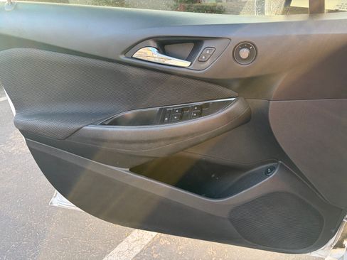 Used 2016 Chevrolet Cruze LT FWD image 5
