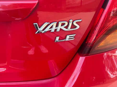 Used 2015 Toyota Yaris LE image 6