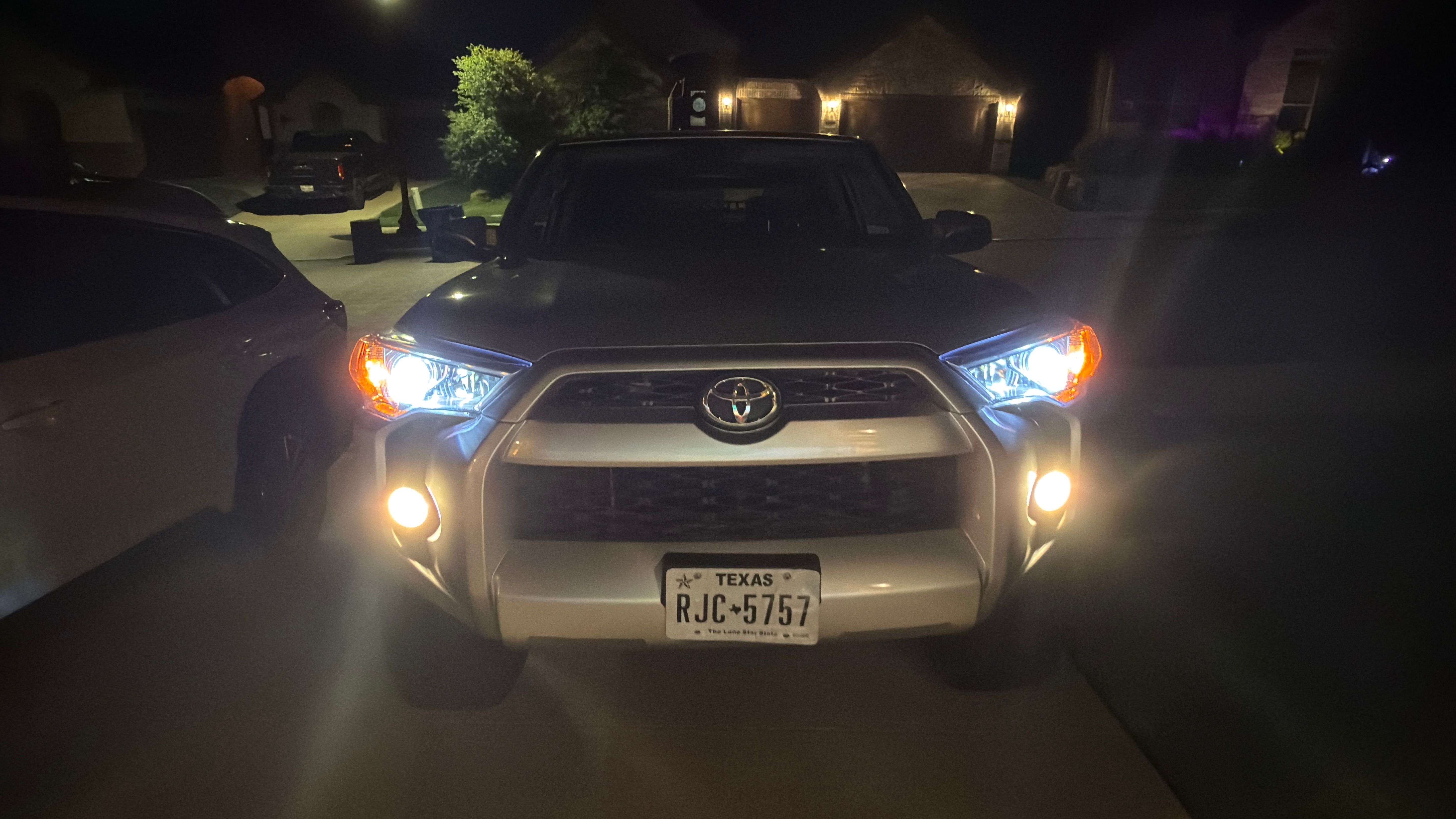 Used 2017 Toyota 4Runner SR5 Premium AWD/4WD image 12