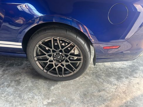 Used 2014 Ford Mustang Shelby GT500 w/ Equipment Group 821A image 8