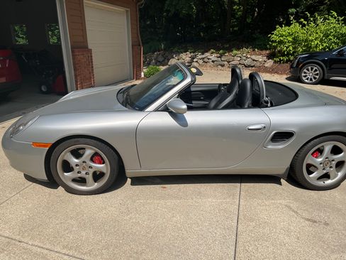 Used 2001 Porsche Boxster S RWD image 19