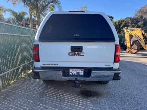 Used 2015 GMC Sierra 1500 SLE w/ SLE Value Package image 4