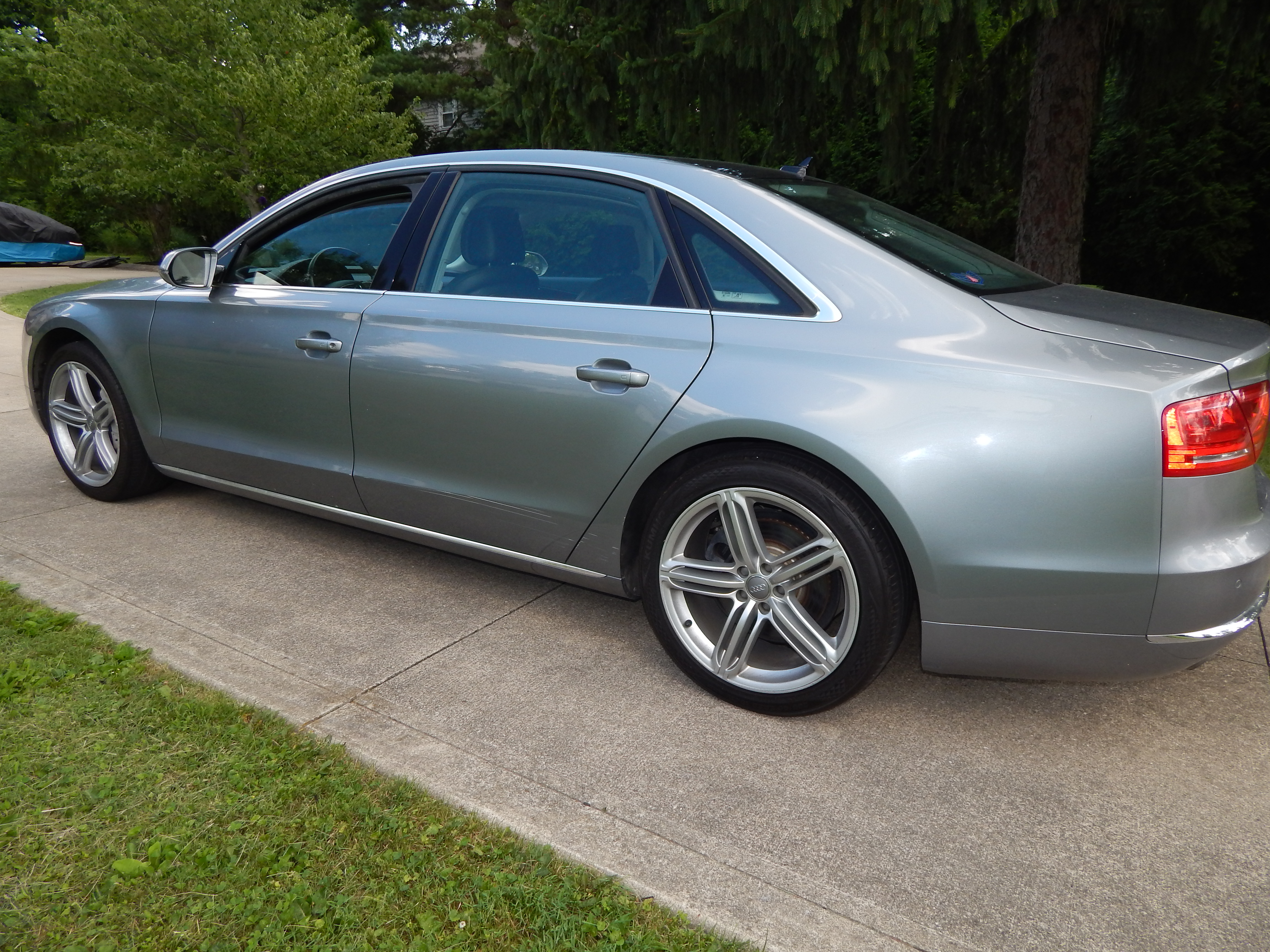 Used 2013 Audi A8 L 3.0T w/ Sport Design Pkg AWD/4WD image 5