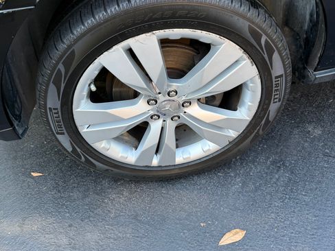 Used 2011 Mercedes-Benz ML 350 4MATIC image 10