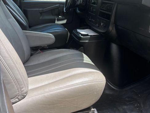 Used 2020 Chevrolet Express 2500 w/ Safety Package RWD image 9