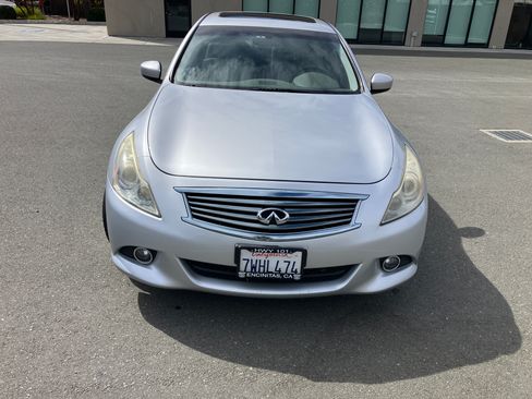 Used 2011 INFINITI G37 Journey w/ Premium Pkg RWD image 10