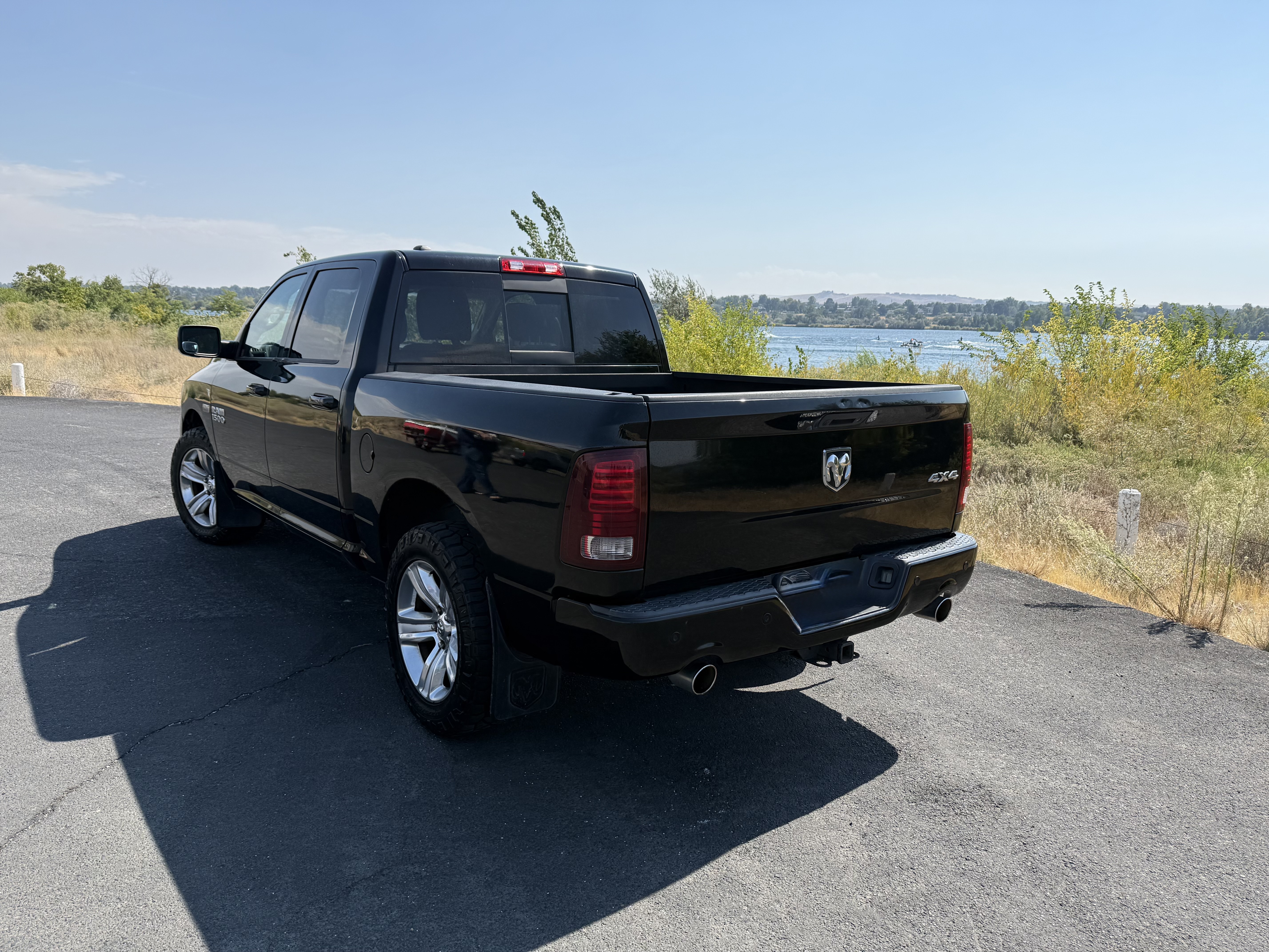 Used 2014 RAM 1500 Sport w/ Sport Premium Group AWD/4WD image 4