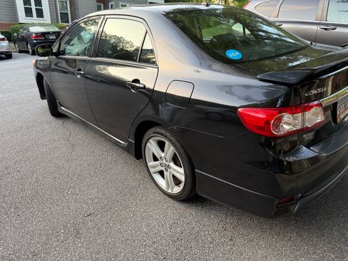 Used 2013 Toyota Corolla S w/ Premium Pkg FWD image 9