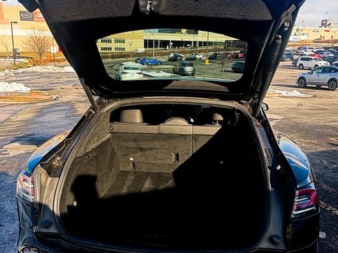 Used 2023 Tesla Model S Standard Range image 6