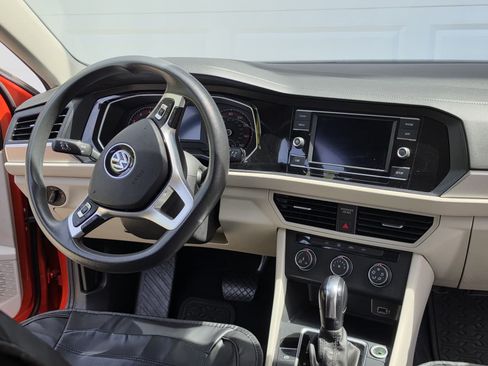 Used 2019 Volkswagen Jetta S w/ Driver Assistance Package FWD image 2