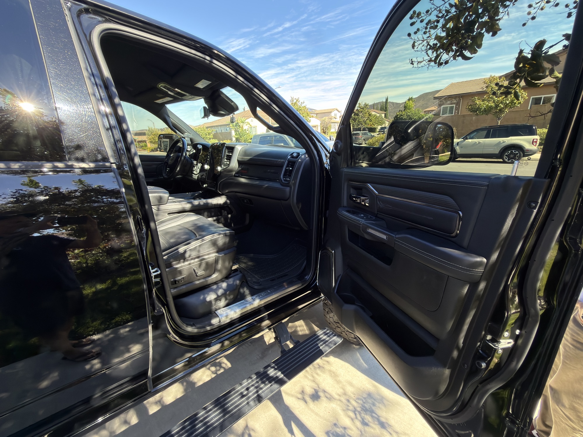 Used 2022 RAM 2500 Limited AWD/4WD image 19