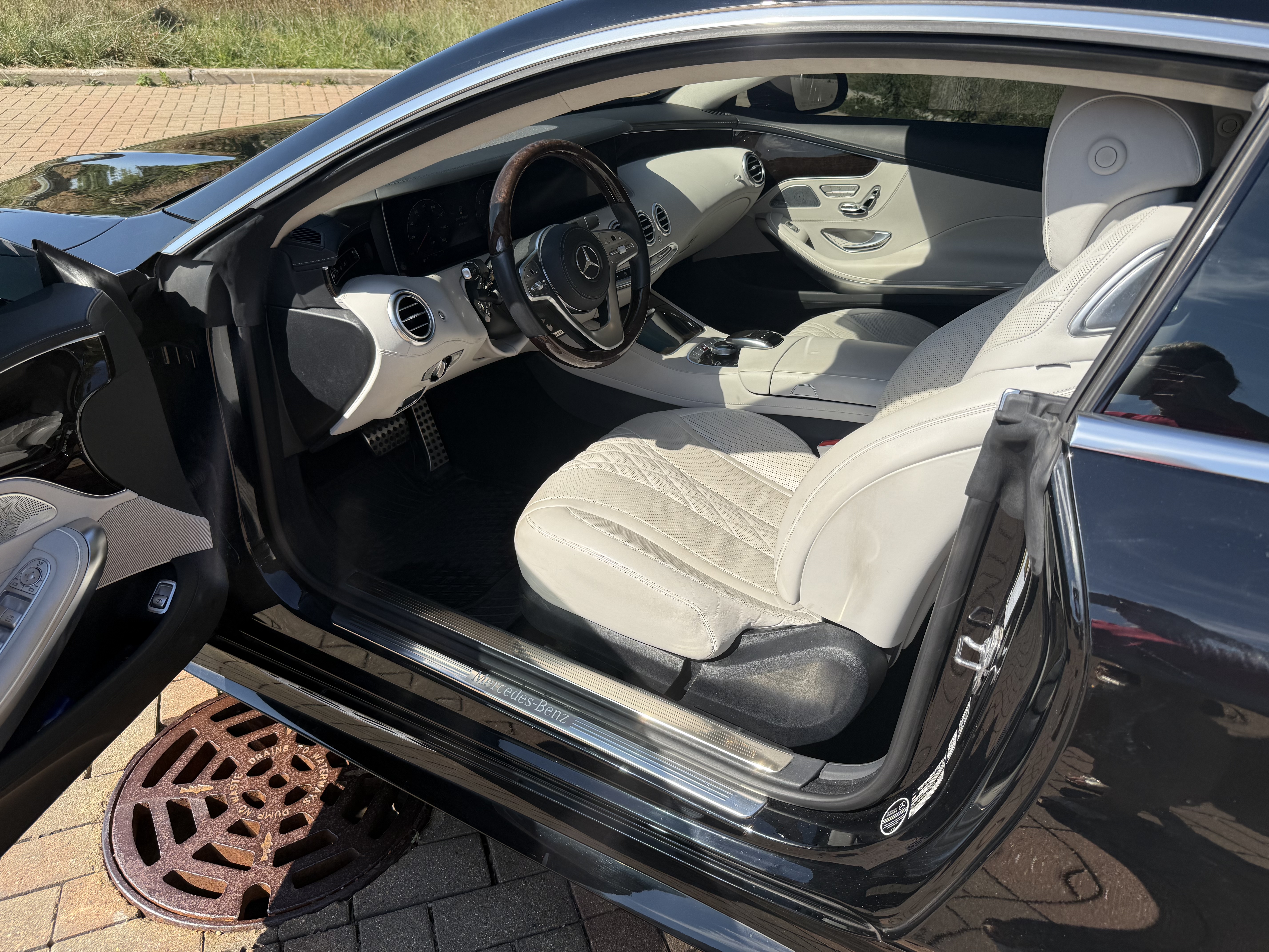 Used 2020 Mercedes-Benz S 560 4MATIC Coupe image 11