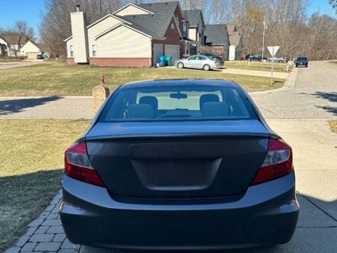 Used 2012 Honda Civic LX image 5
