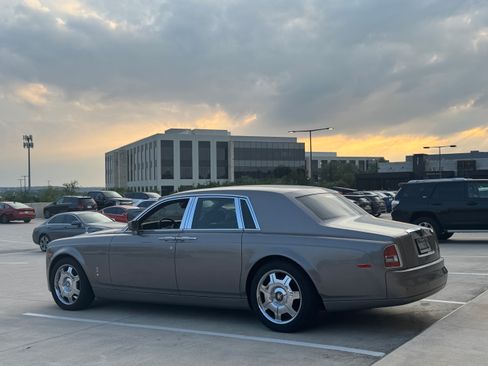 Used 2007 Rolls-Royce Phantom Sedan image 4