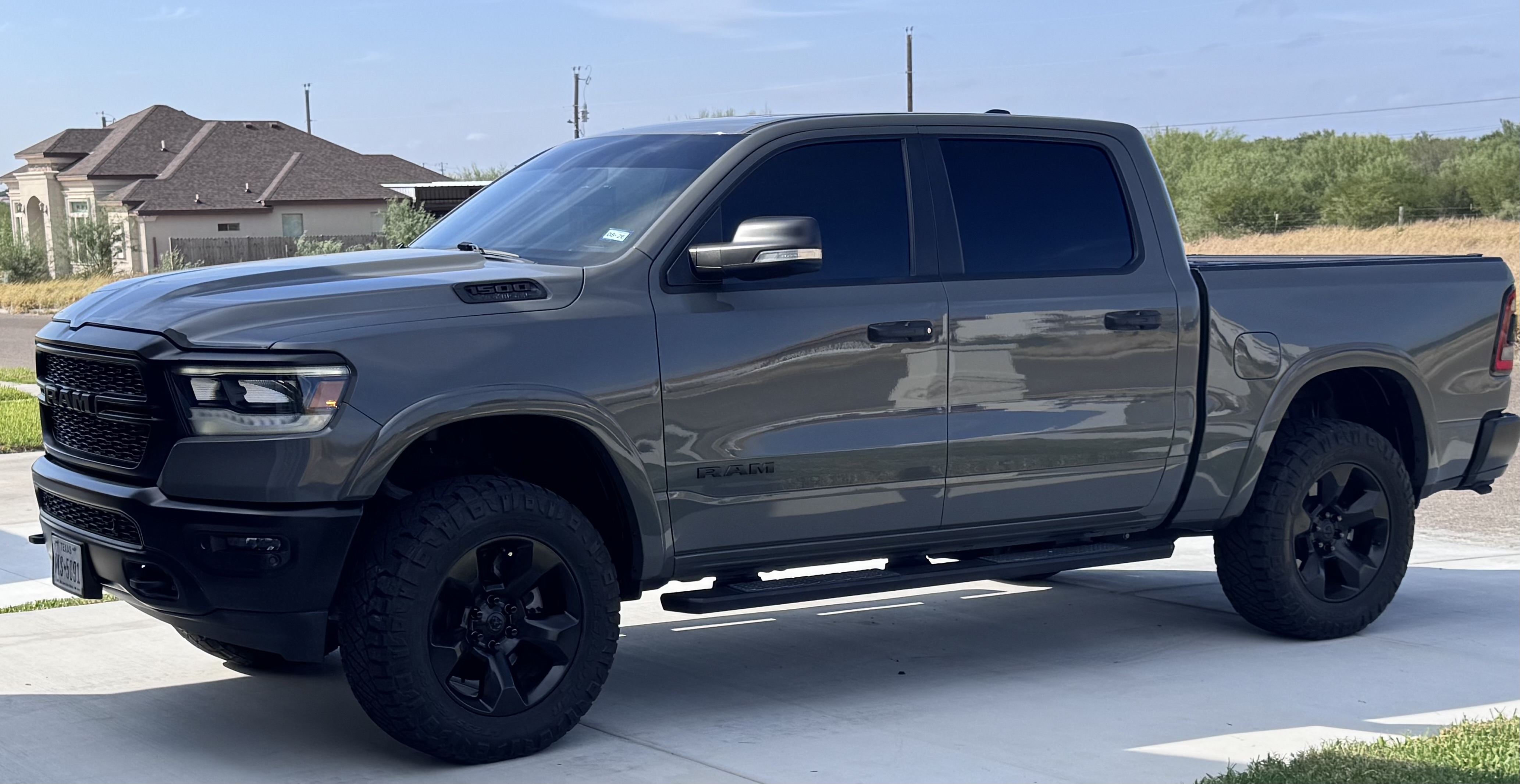 Used 2020 RAM 1500 Lone Star w/ Built-to-serve Edition AWD/4WD image 1