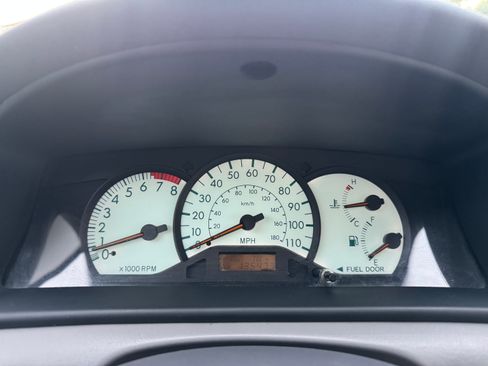 Used 2004 Toyota Corolla LE FWD image 14