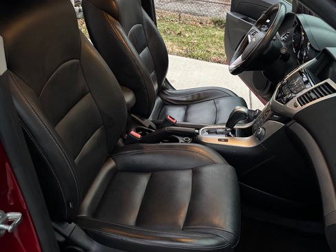 Used 2013 Chevrolet Cruze LT w/ RS Package image 24