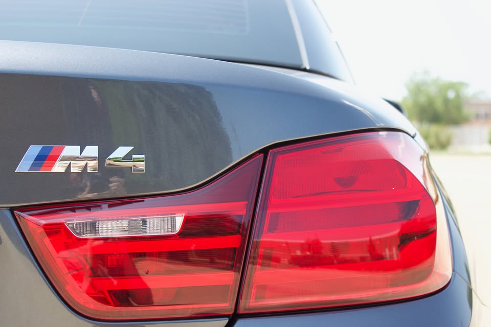 Used 2015 BMW M4 Convertible RWD image 12