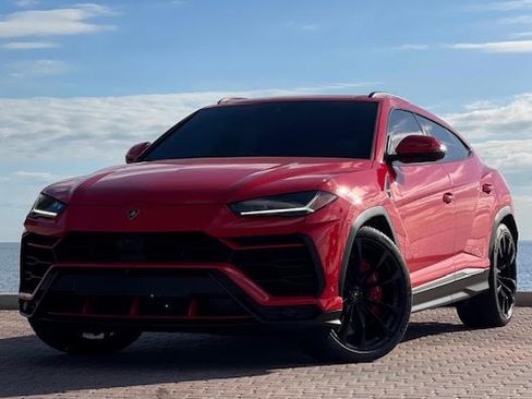 Used 2019 Lamborghini Urus image 9