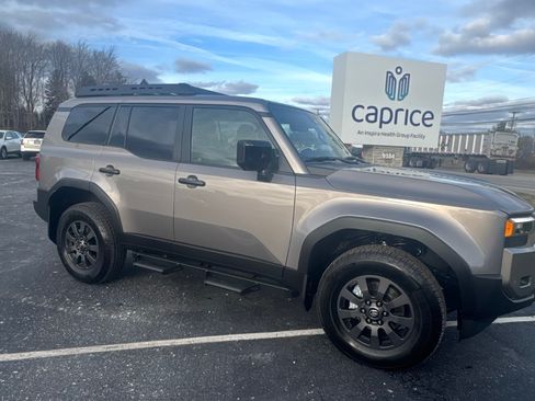 Used 2026 Toyota Land Cruiser image 2