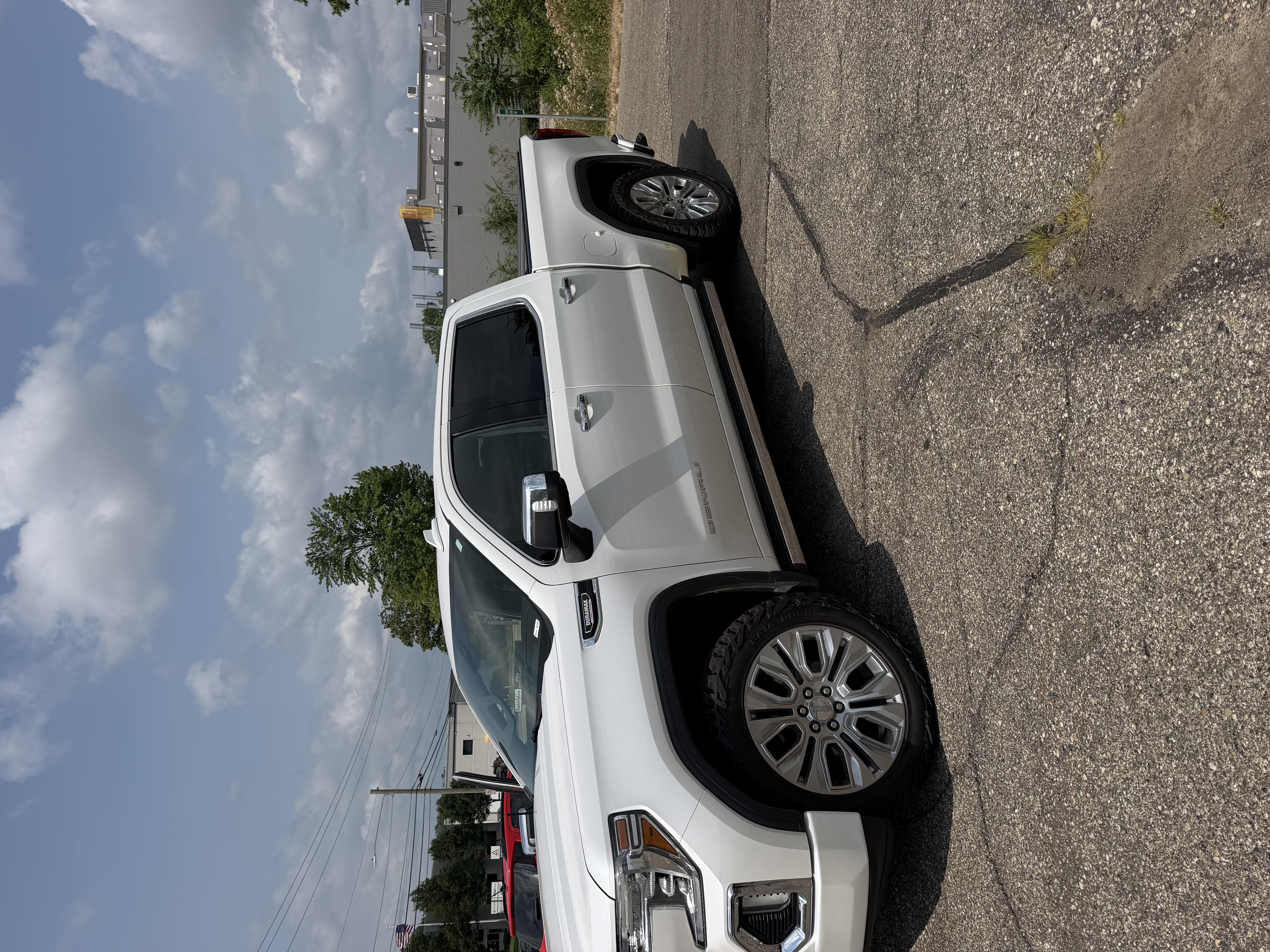 Used 2020 GMC Sierra 1500 Denali w/ Denali Ultimate Package AWD/4WD image 6