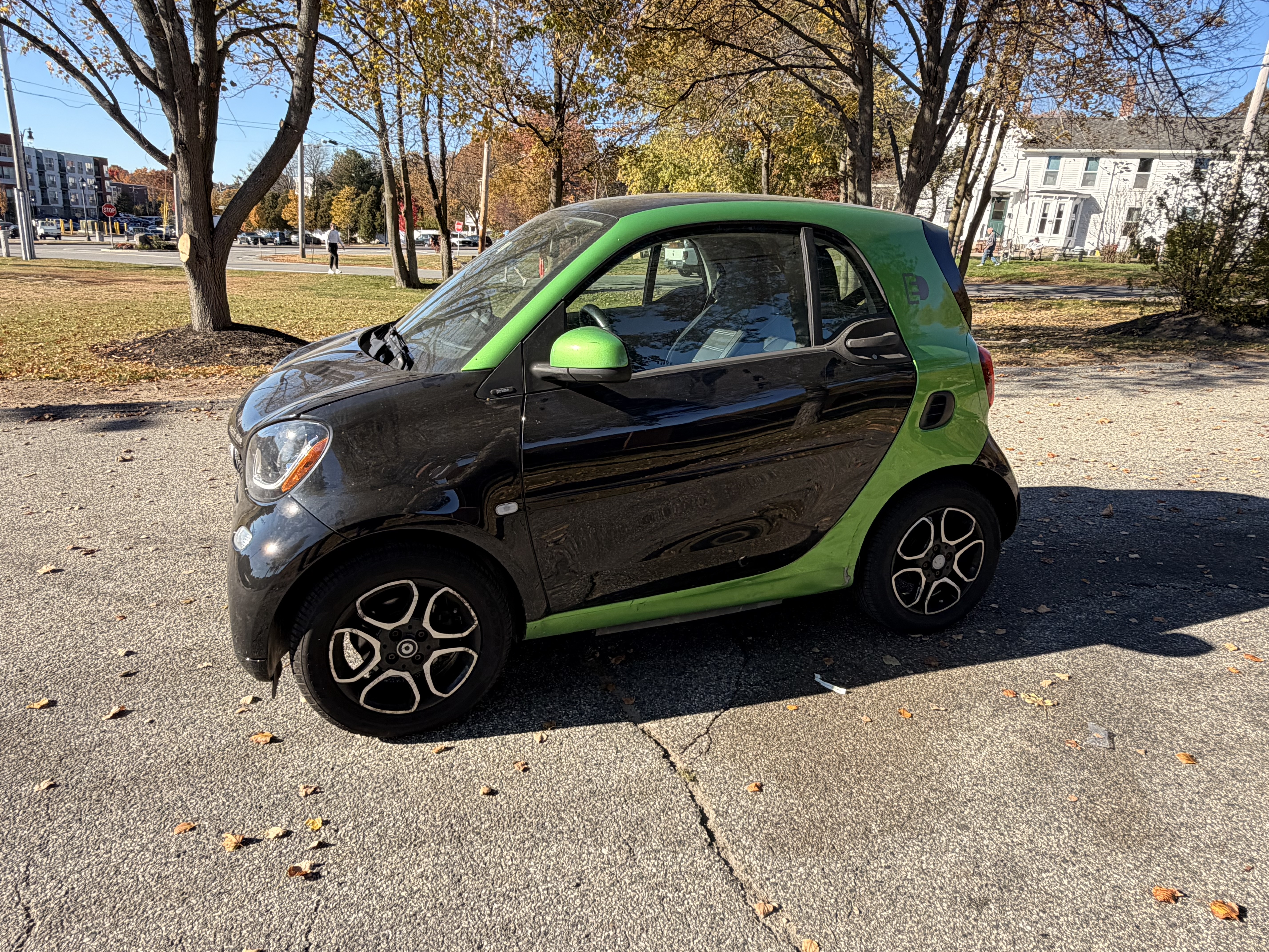 Used 2018 smart fortwo electric drive RWD image 12