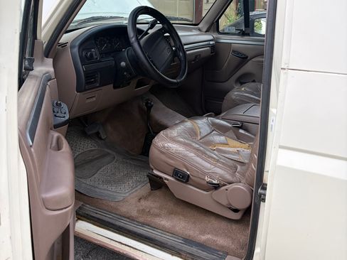 Used 1995 Ford Bronco AWD/4WD image 6