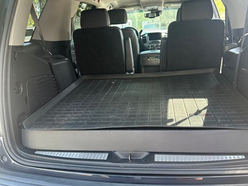 Used 2019 Chevrolet Tahoe LT RWD image 5