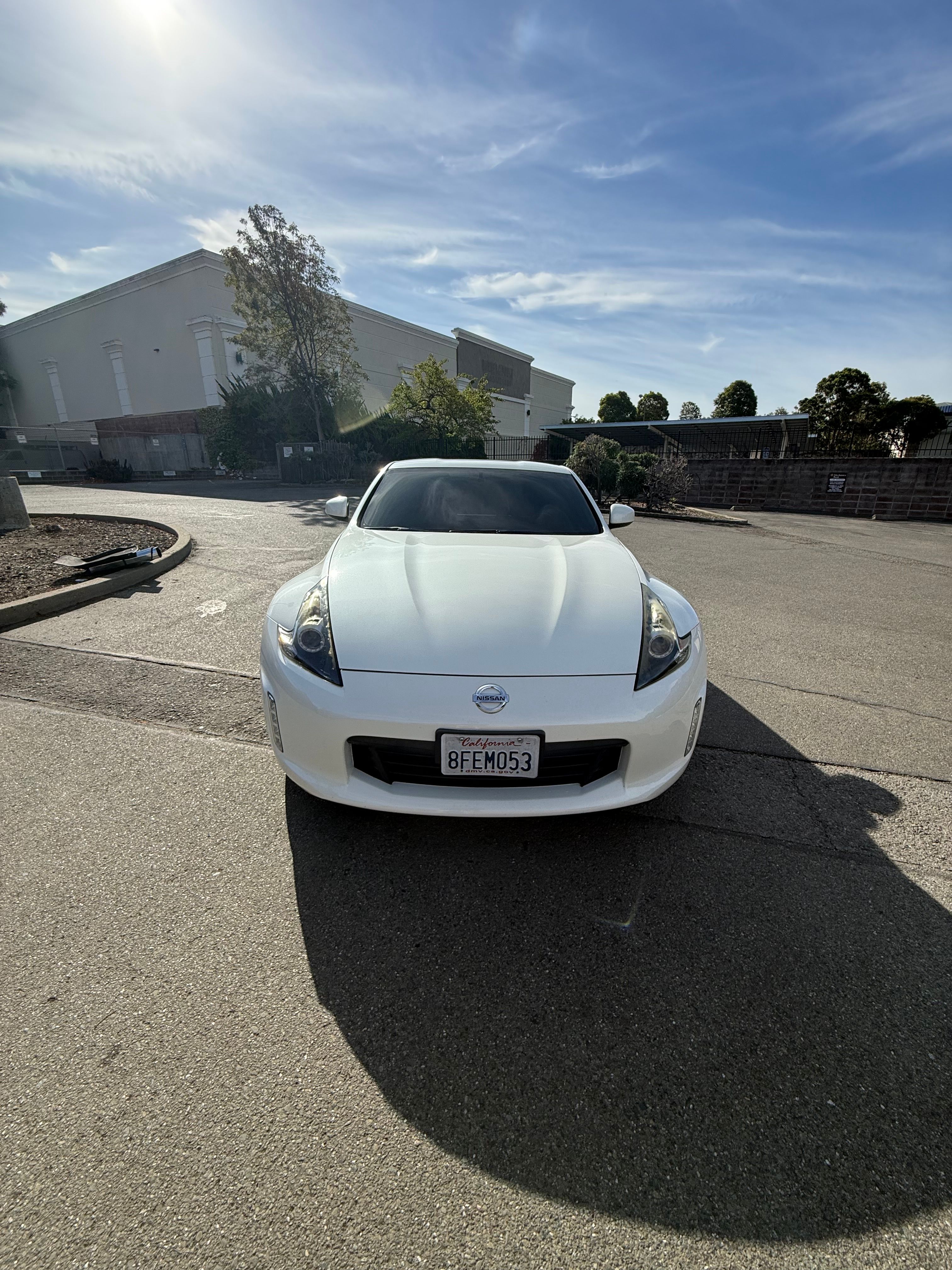 Used 2018 Nissan 370Z Coupe RWD image 8