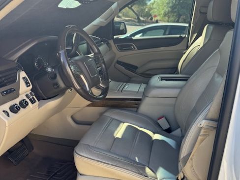 Used 2017 GMC Yukon XL Denali w/ Open Road Package image 6