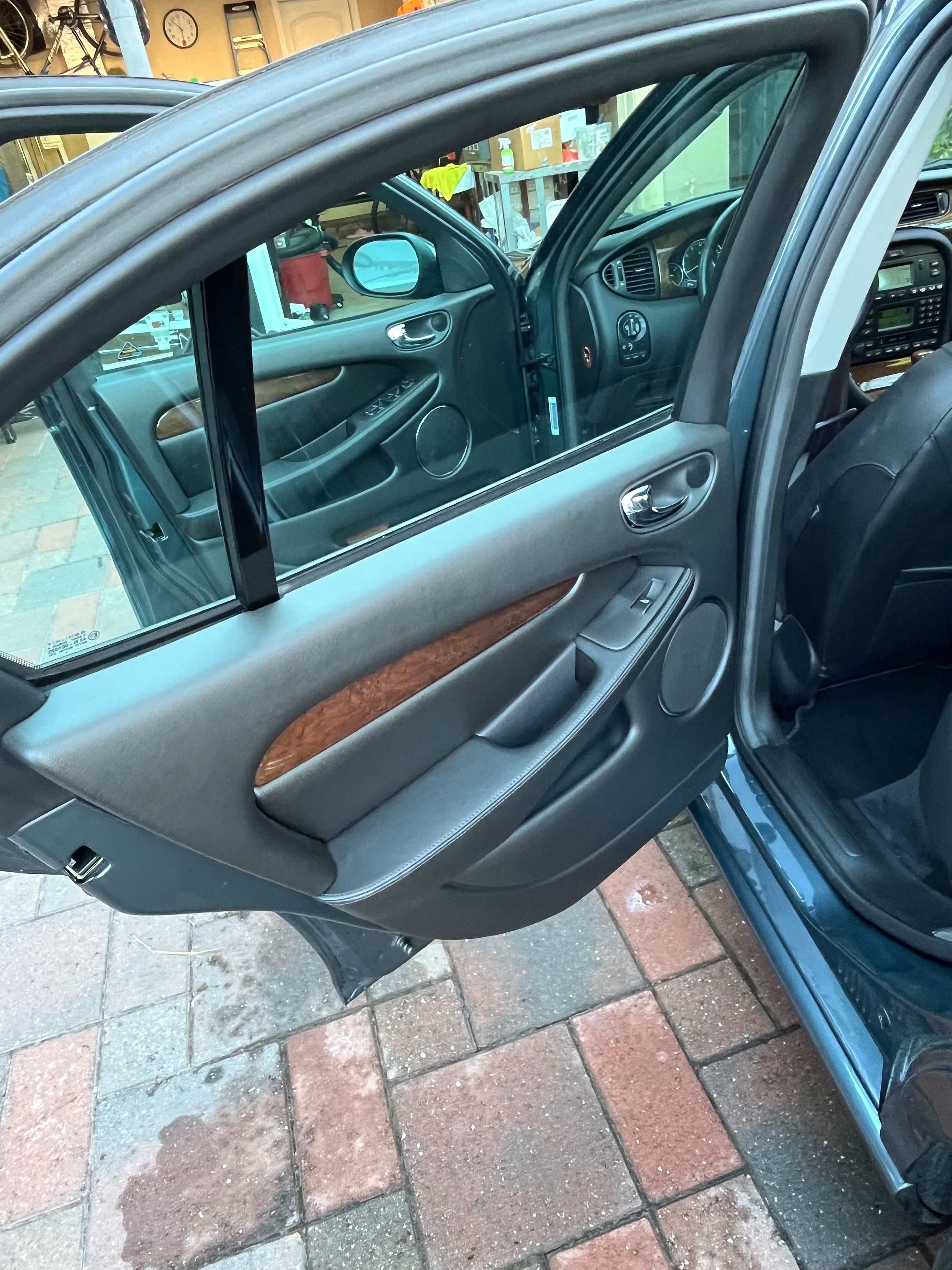 Used 2002 Jaguar X-TYPE 2.5 AWD/4WD image 20