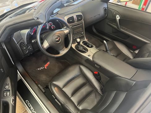 Used 2007 Chevrolet Corvette Coupe image 11