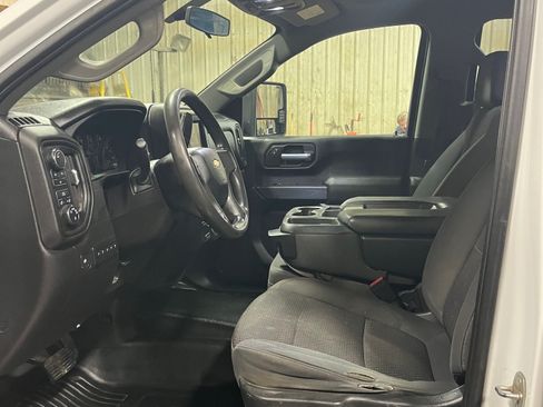 Used 2021 Chevrolet Silverado 3500 W/T w/ WT Convenience Package image 6