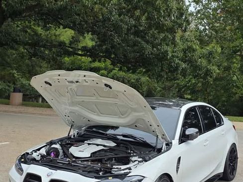 Used 2022 BMW M3 Sedan w/ M Carbon Exterior Package image 14