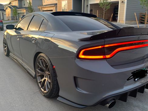 Used 2017 Dodge Charger SRT Hellcat w/ Harman/Kardon Audio Group RWD image 9