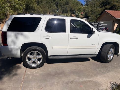 Used 2012 Chevrolet Tahoe LT image 12