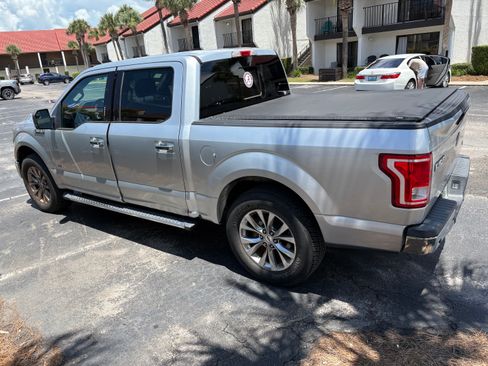 Used 2016 Ford F150 XLT w/ Equipment Group 302A Luxury RWD image 8