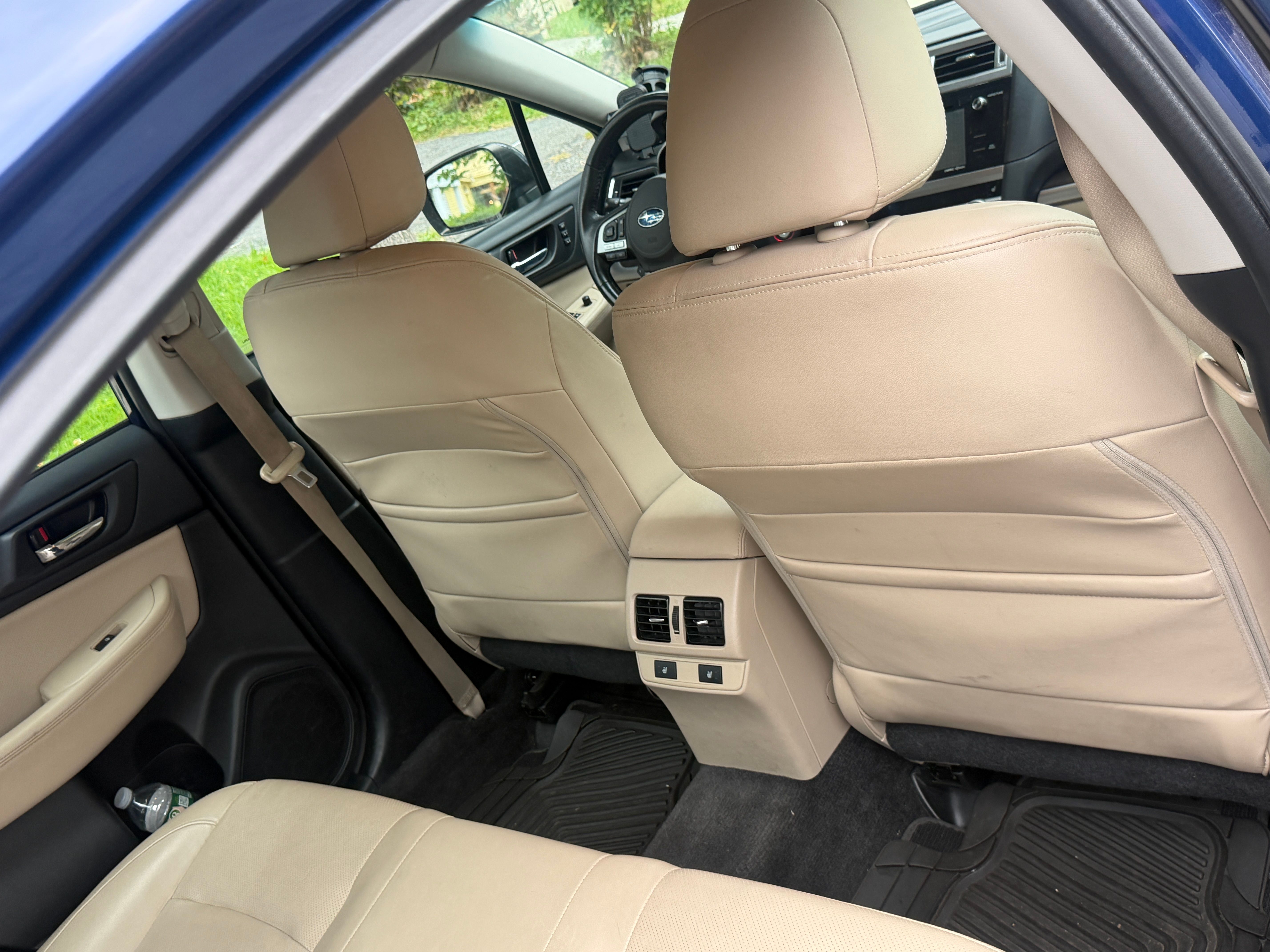 Used 2015 Subaru Legacy 2.5i Limited AWD/4WD image 6