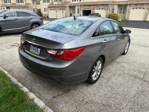 Used 2011 Hyundai Sonata Limited w/ Navigation Pkg 5 image 10