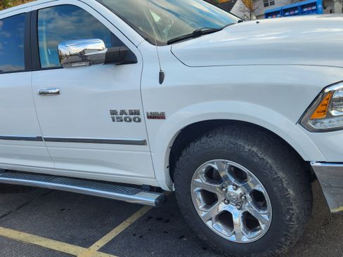 Used 2018 RAM 1500 Laramie w/ Convenience Group image 2