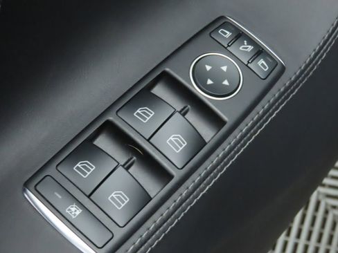 Used 2018 Tesla Model S P100D image 15