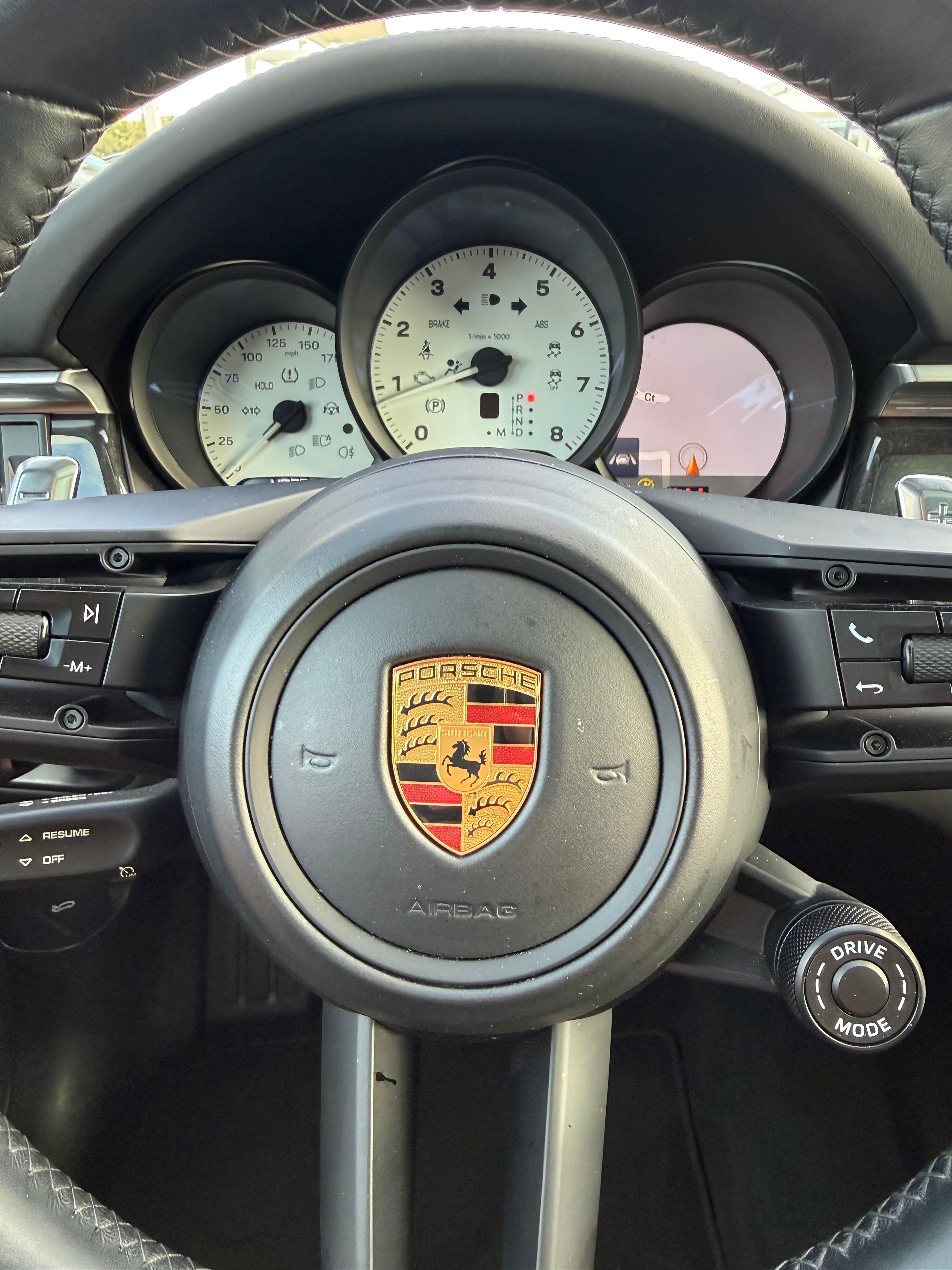 Used 2022 Porsche Macan S AWD/4WD image 21