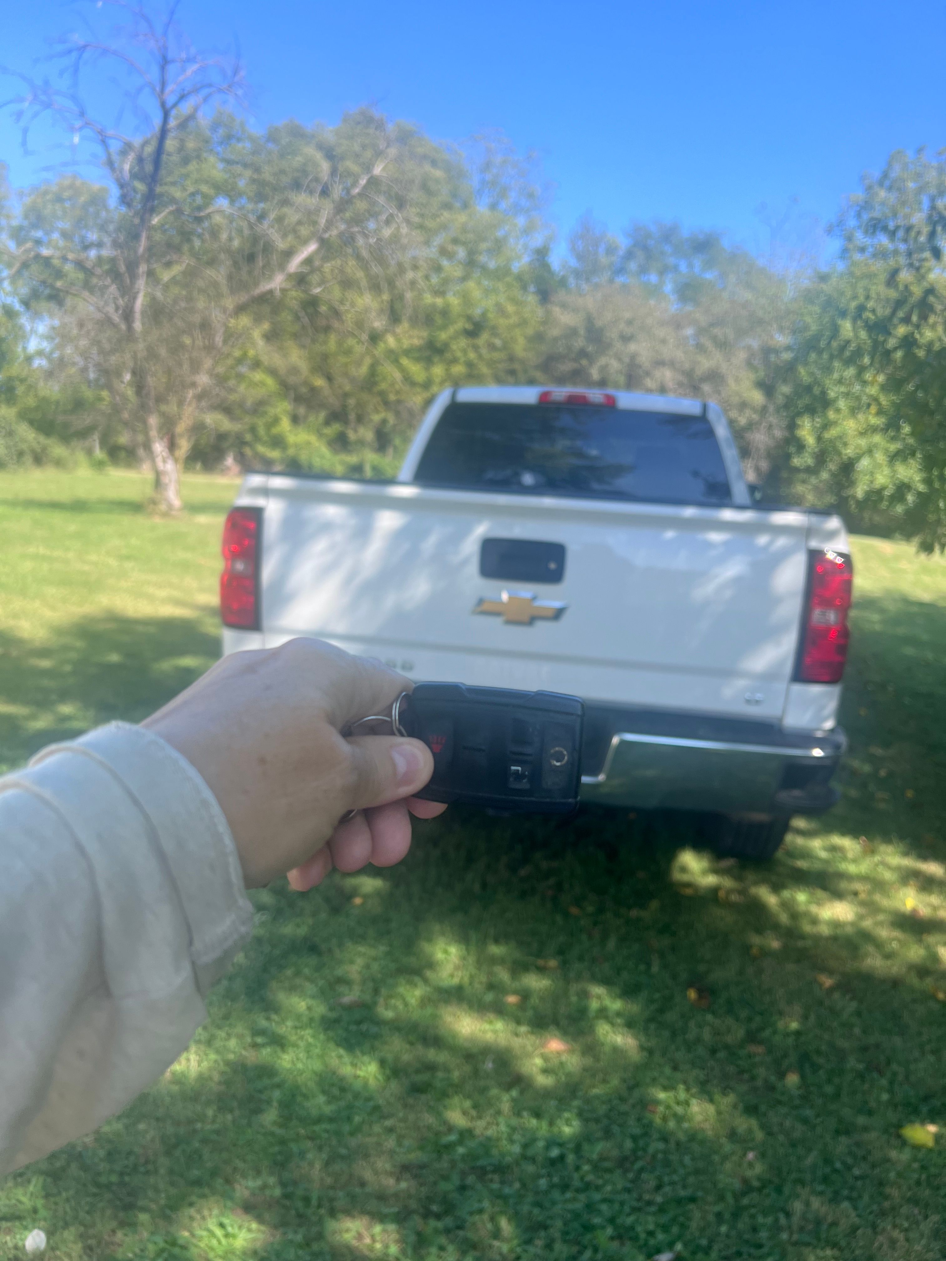 Used 2017 Chevrolet Silverado 1500 LT w/ All Star Edition AWD/4WD image 5