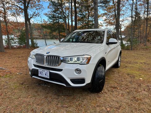 Used 2016 BMW X3 xDrive28i image 1